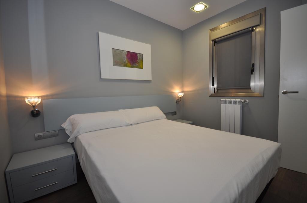Hotel & Suites Arrizul Gros ซานเซบาสเตียน ภายนอก รูปภาพ