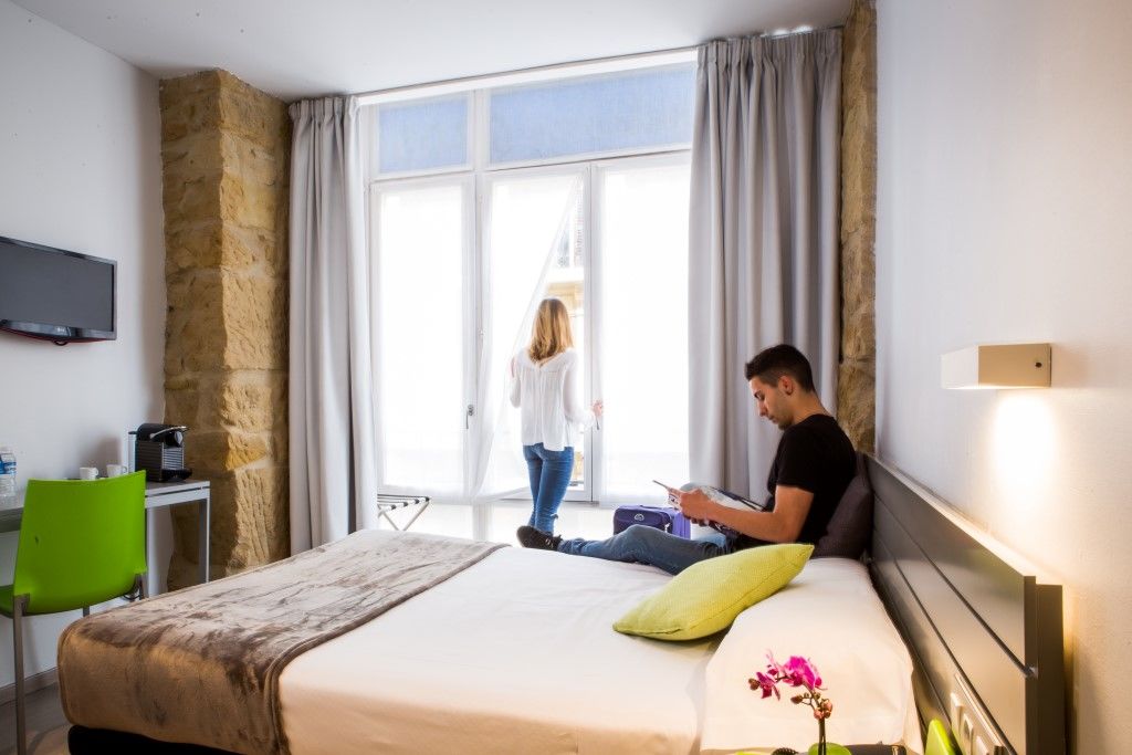Hotel & Suites Arrizul Gros ซานเซบาสเตียน ภายนอก รูปภาพ