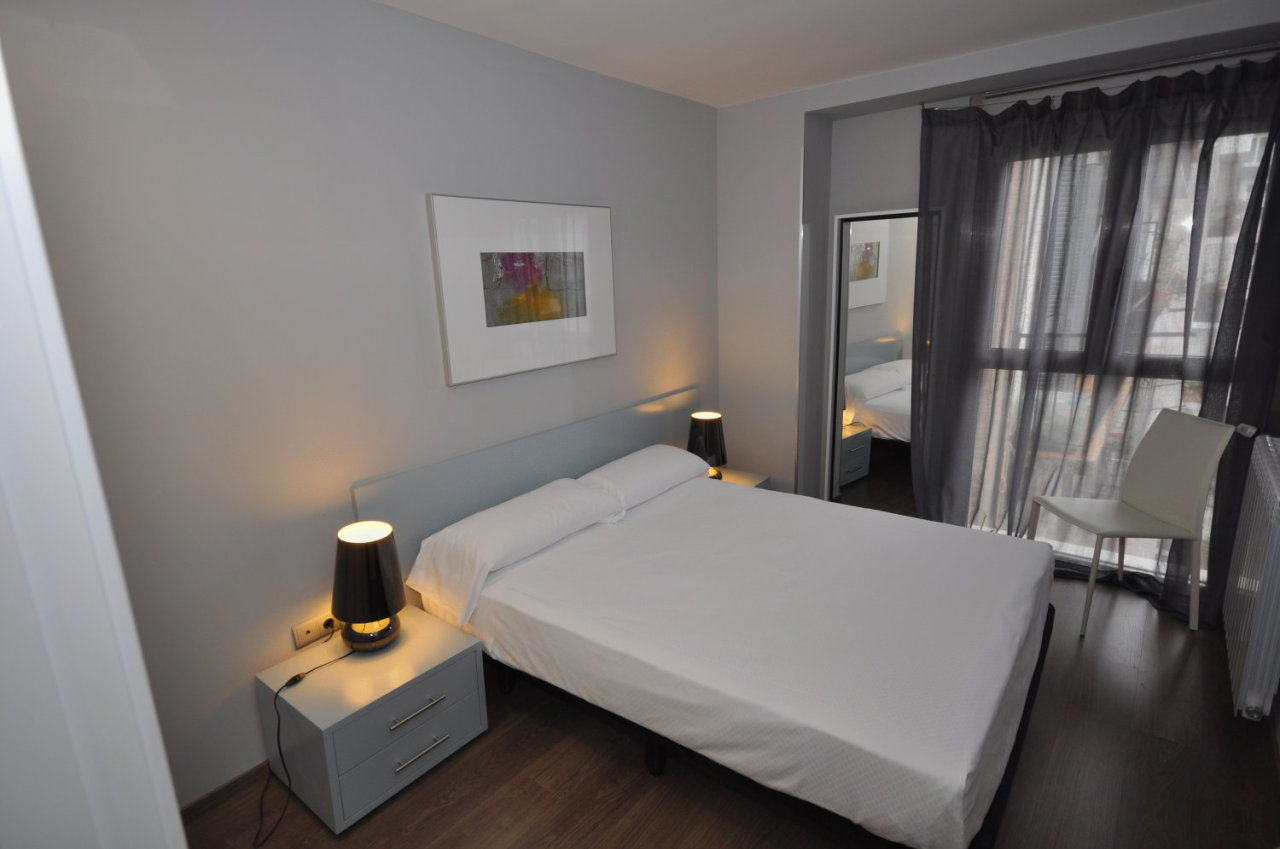 Hotel & Suites Arrizul Gros ซานเซบาสเตียน ภายนอก รูปภาพ