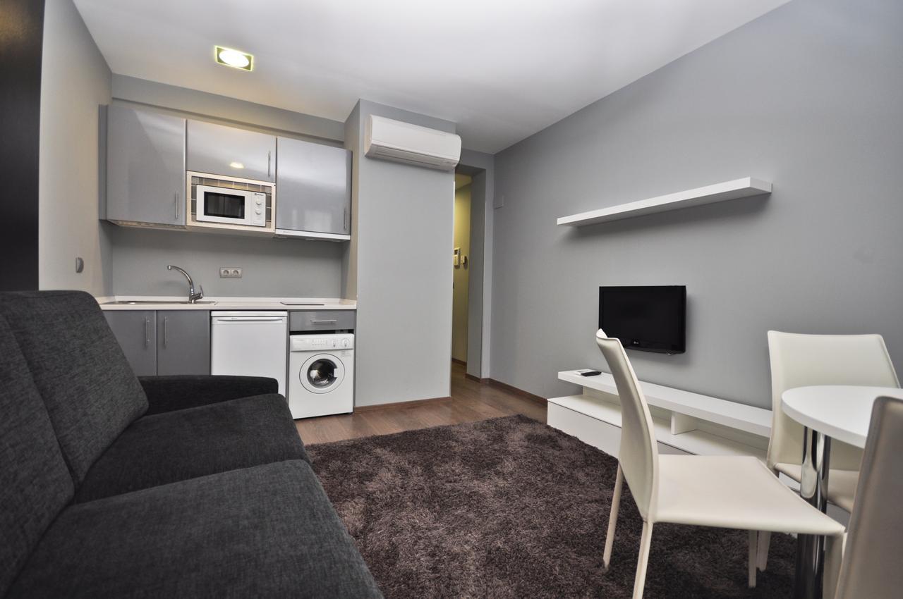 Hotel & Suites Arrizul Gros ซานเซบาสเตียน ภายนอก รูปภาพ